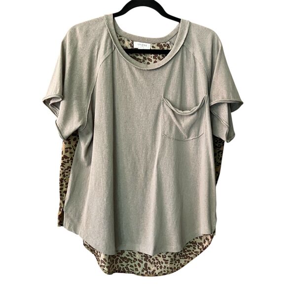 Umgee mixed media animal print short sleeve top - Picture 1 of 6